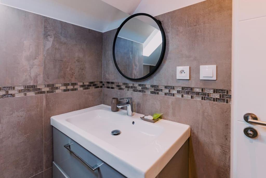 Charmant Appartement Proche Disneyland Bussy-Saint-Georges Bagian luar foto